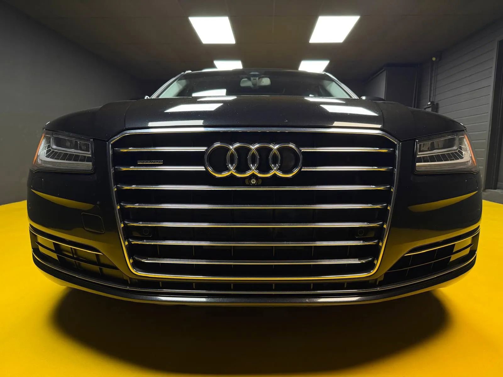 Used 2015 Audi A8 L 4.0T w/ Premium Package image 2