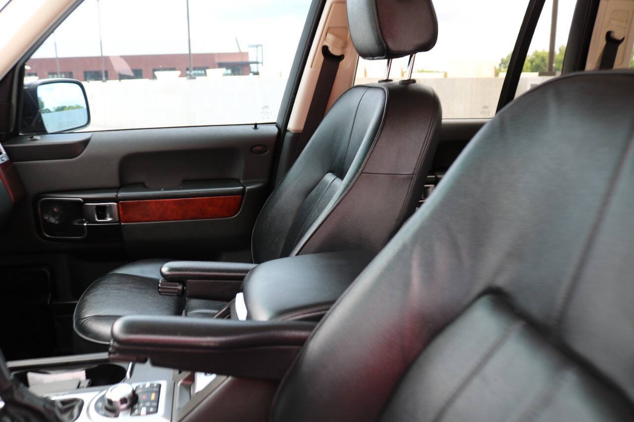 Used 2010 Land Rover Range Rover HSE AWD/4WD image 23
