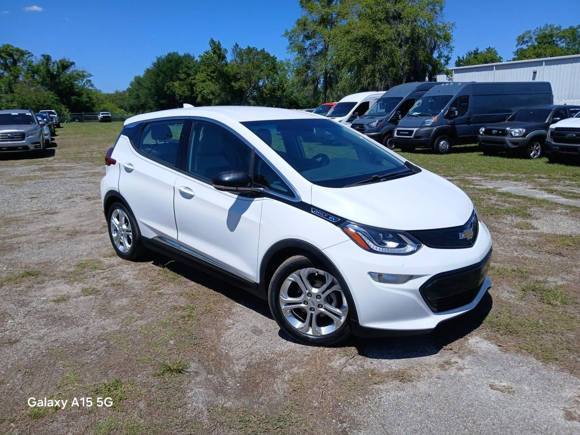 Used 2017 Chevrolet Bolt LT FWD image 1
