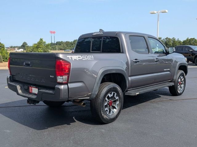 Used 2016 Toyota Tacoma TRD Off-Road w/ Premium & Technology Package AWD/4WD image 3