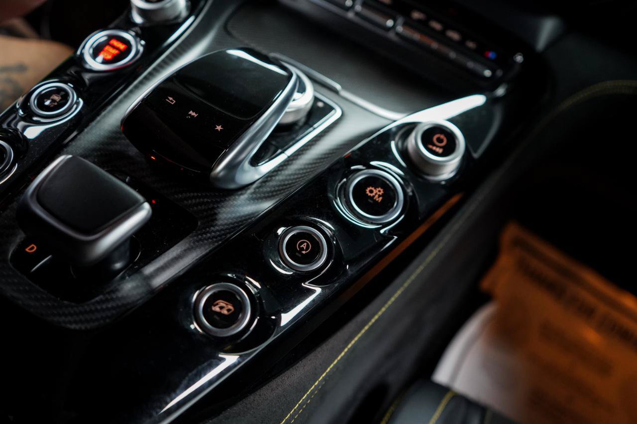 Used 2018 Mercedes-Benz AMG GT R image 24
