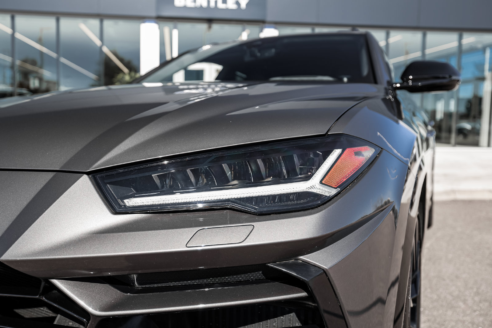 Used 2021 Lamborghini Urus AWD/4WD image 21