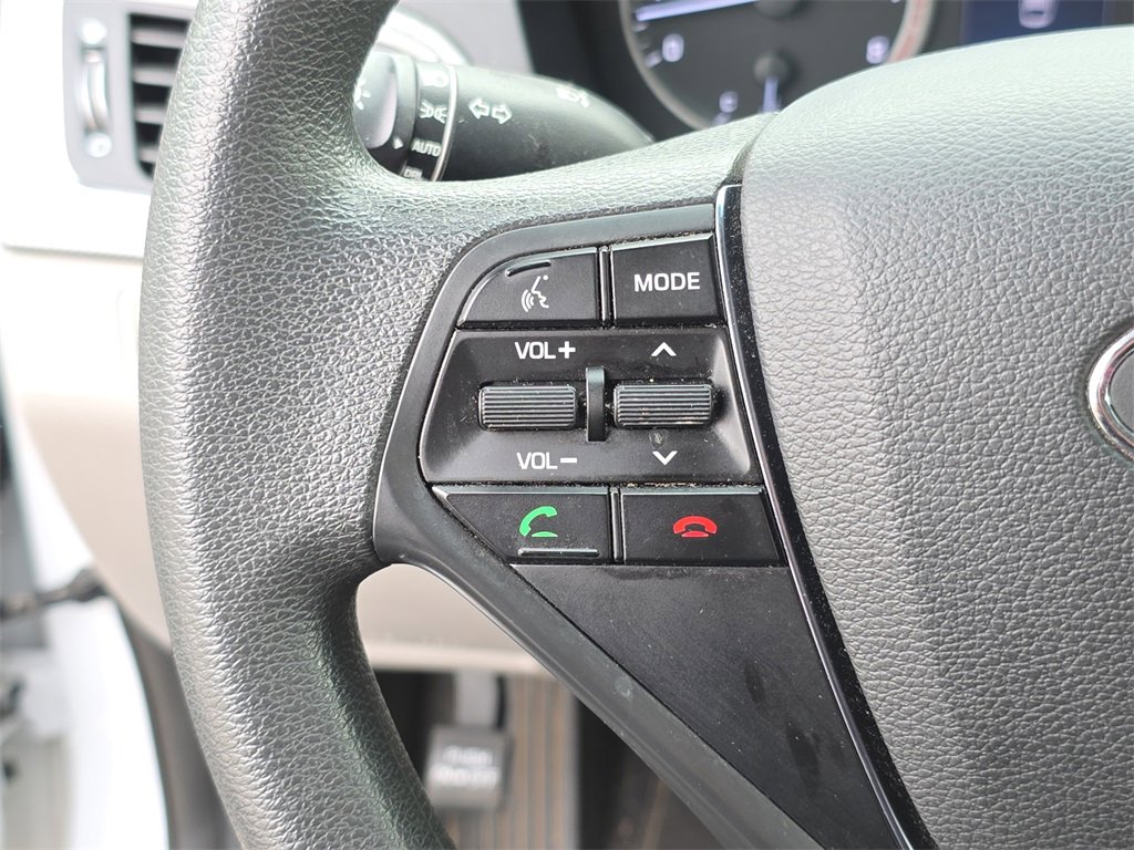 Used 2016 Hyundai Sonata SE w/ Cargo Package image 22