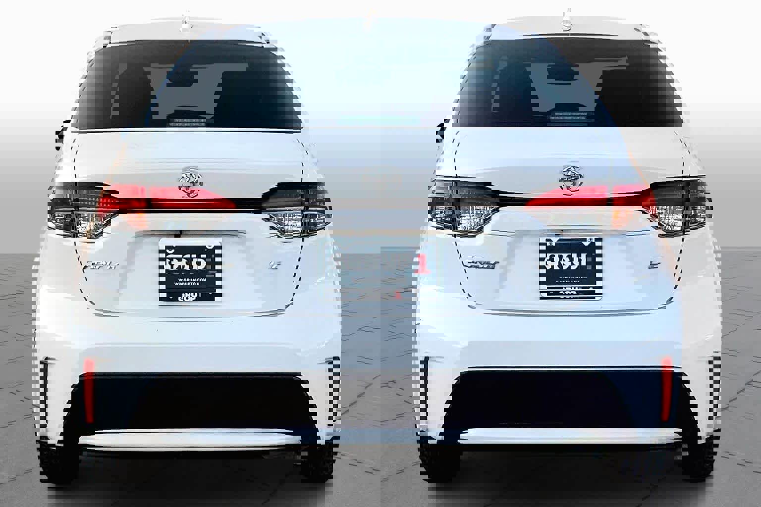 Used 2022 Toyota Corolla LE image 5