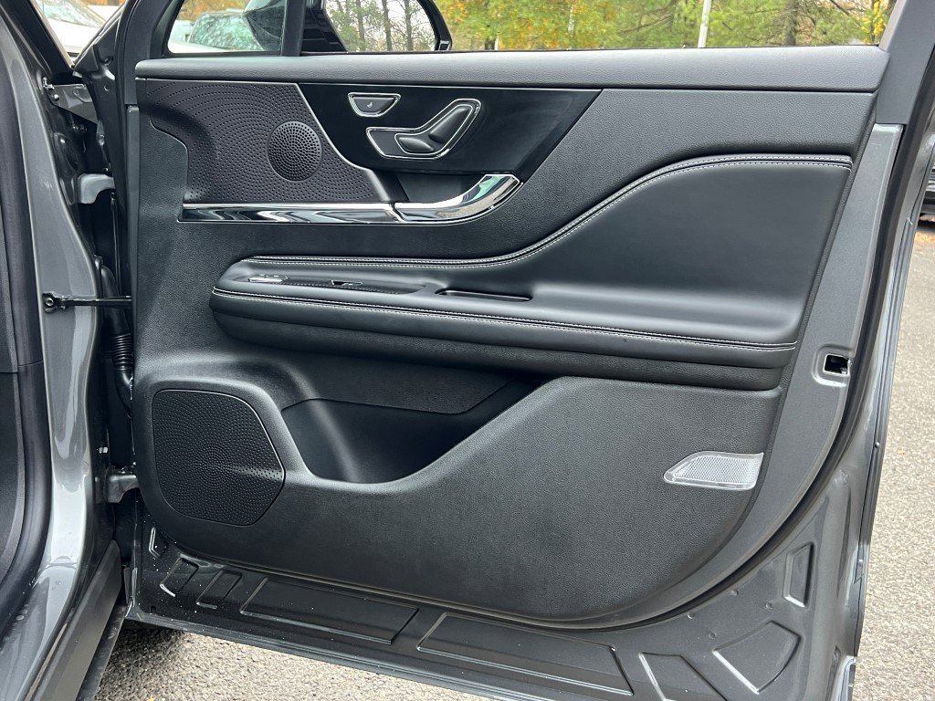 New 2026 Lincoln Corsair Premiere AWD/4WD image 7
