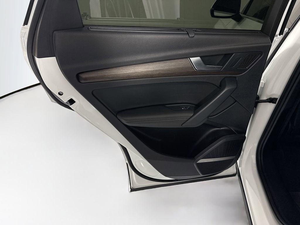 Certified 2023 Audi Q5 2.0T Premium Plus w/ Premium Plus Package AWD/4WD image 27