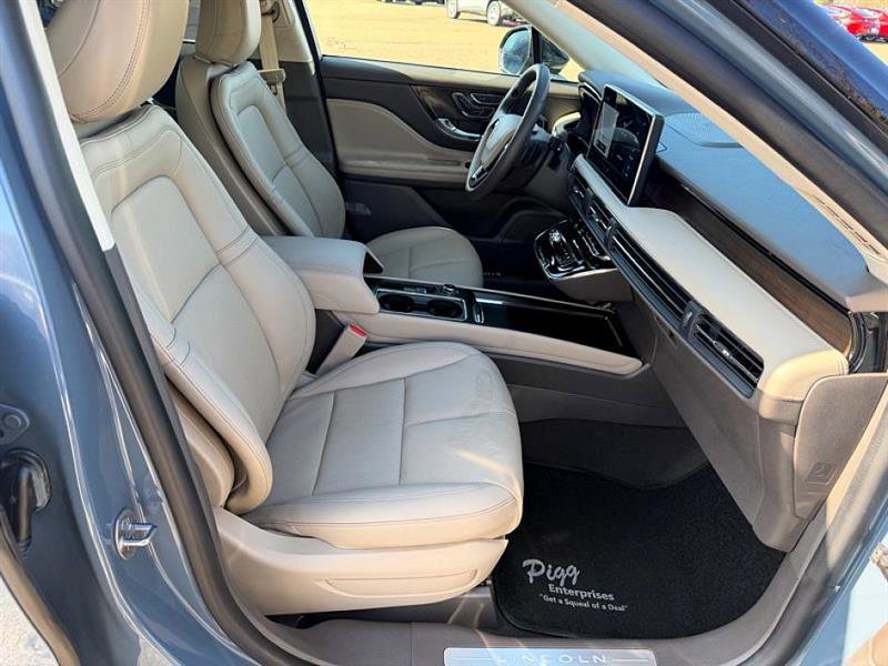 Used 2024 Lincoln Corsair Grand Touring w/ Equipment Group 301A image 16