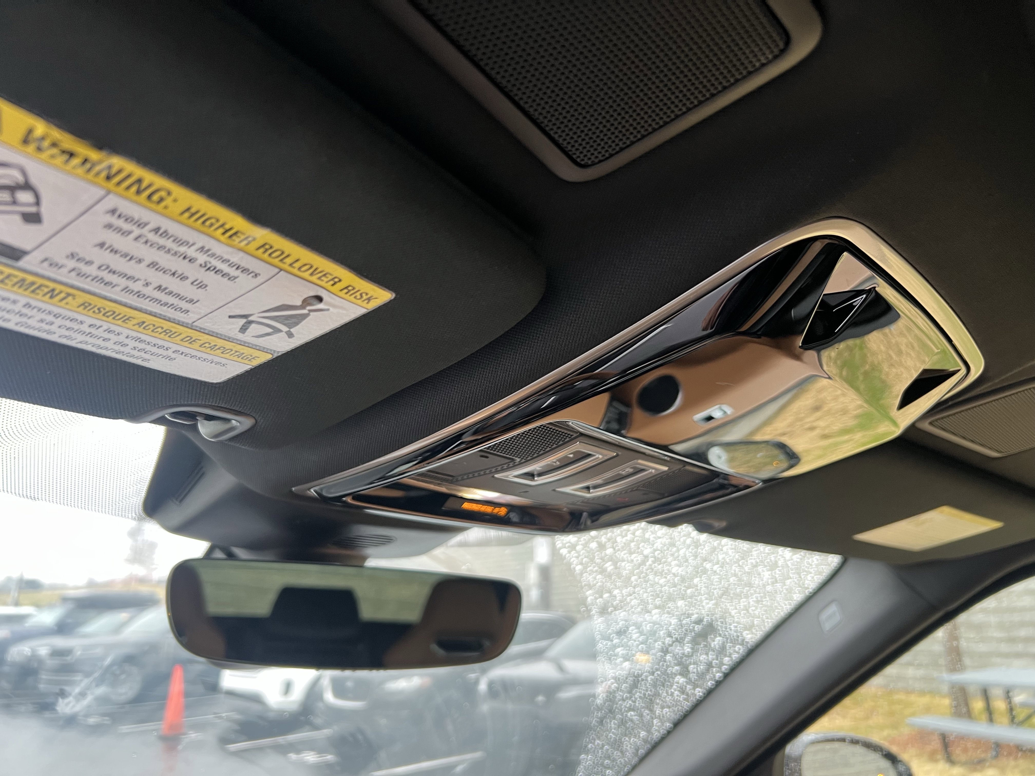 Certified 2022 Land Rover Range Rover Sport SVR image 23