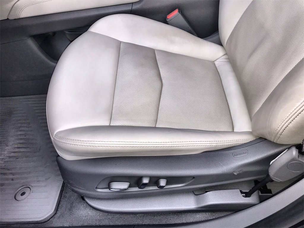 Used 2022 Cadillac XT5 Premium Luxury image 12