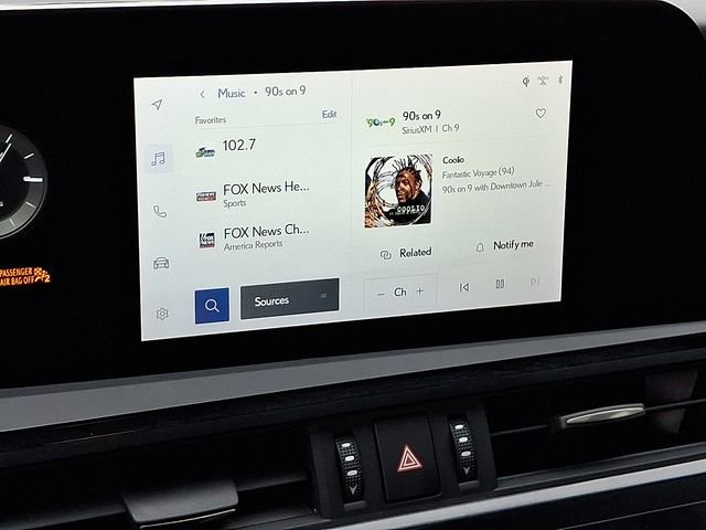 Used 2024 Lexus ES 350 w/ Premium Package image 21