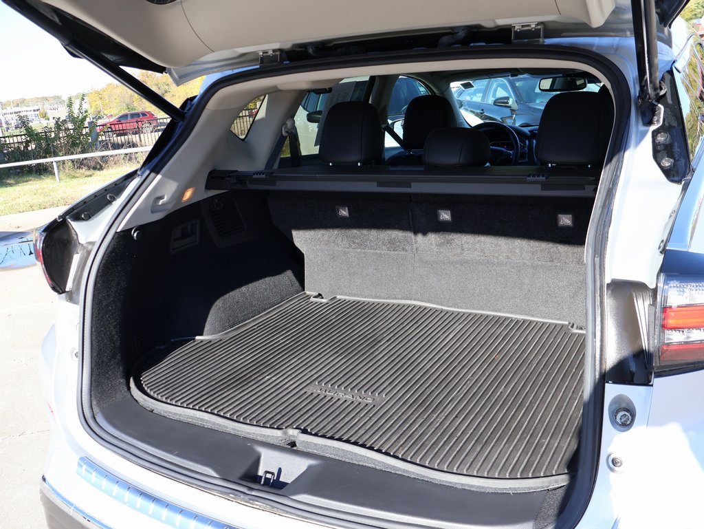 Used 2023 Nissan Murano Platinum w/ Cargo Package image 15