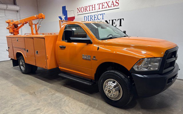 Used 2017 RAM 3500 Tradesman w/ Power & Remote Entry Group RWD image 3