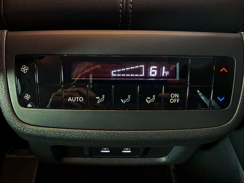 New 2026 Nissan Pathfinder SL AWD/4WD image 35