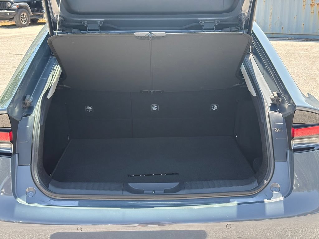Used 2024 Toyota Prius XLE FWD image 15