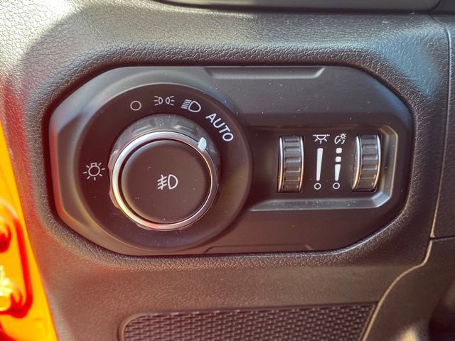 Used 2021 Jeep Wrangler Unlimited Sport AWD/4WD image 16