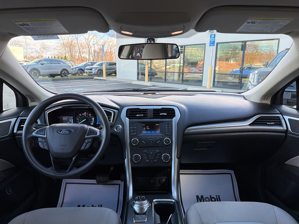 Used 2018 Ford Fusion S image 22