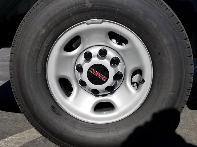 New 2025 GMC Savana 2500 w/ Driver Convenience Package RWD image 21