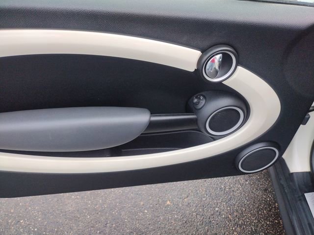 Used 2012 MINI Cooper S image 11