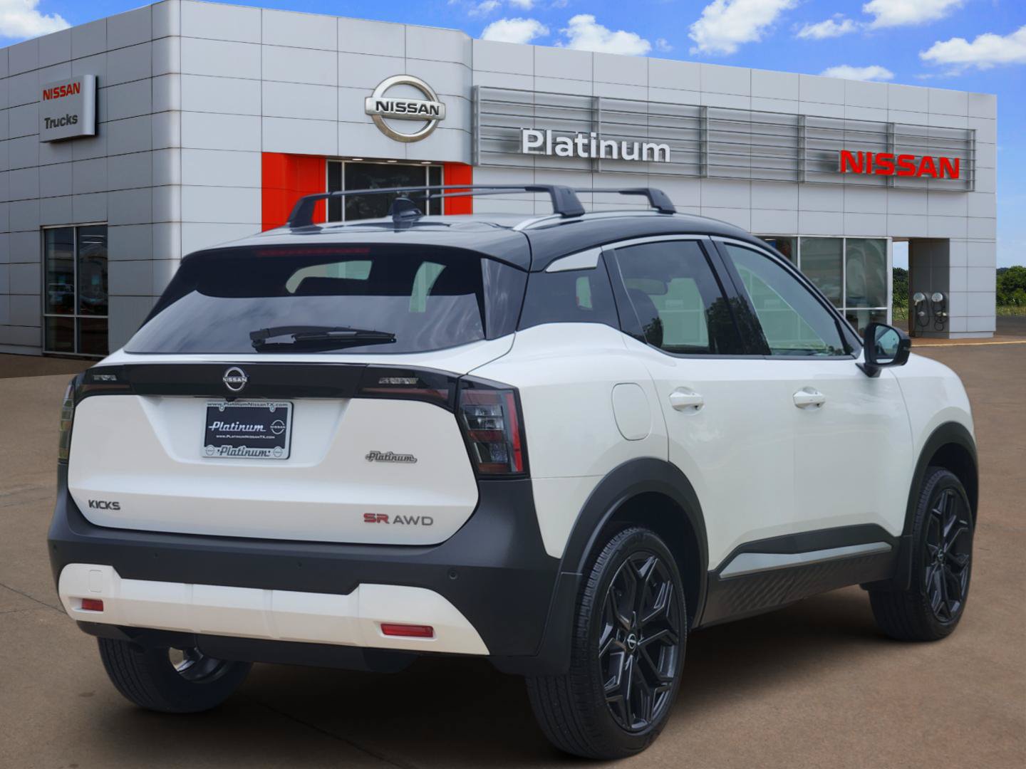 New 2026 Nissan Kicks SR w/ Cold Weather Package AWD/4WD image 4