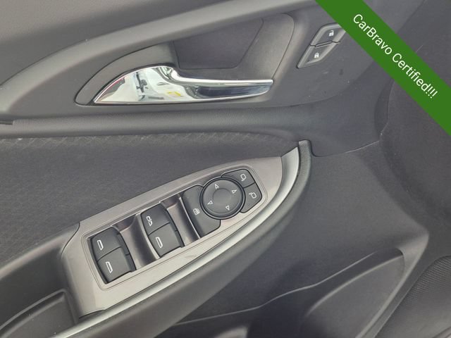Used 2024 Chevrolet Malibu LT FWD image 12