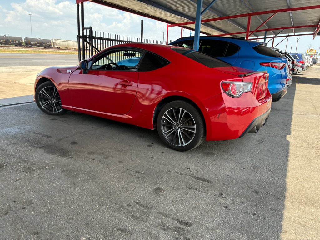 Used 2013 Scion FR-S RWD image 8
