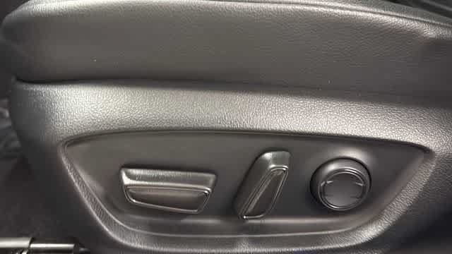 Used 2023 Toyota Camry SE w/ Cold Weather Package FWD image 14