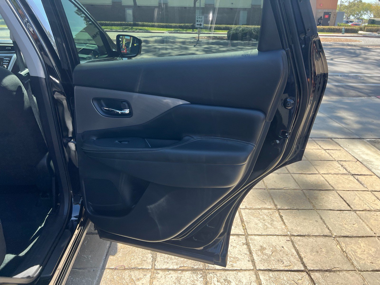Used 2020 Nissan Murano SV AWD/4WD image 28