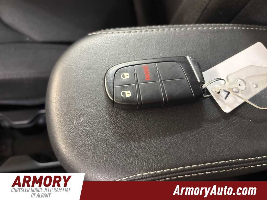 Used 2023 Jeep Renegade Latitude image 22