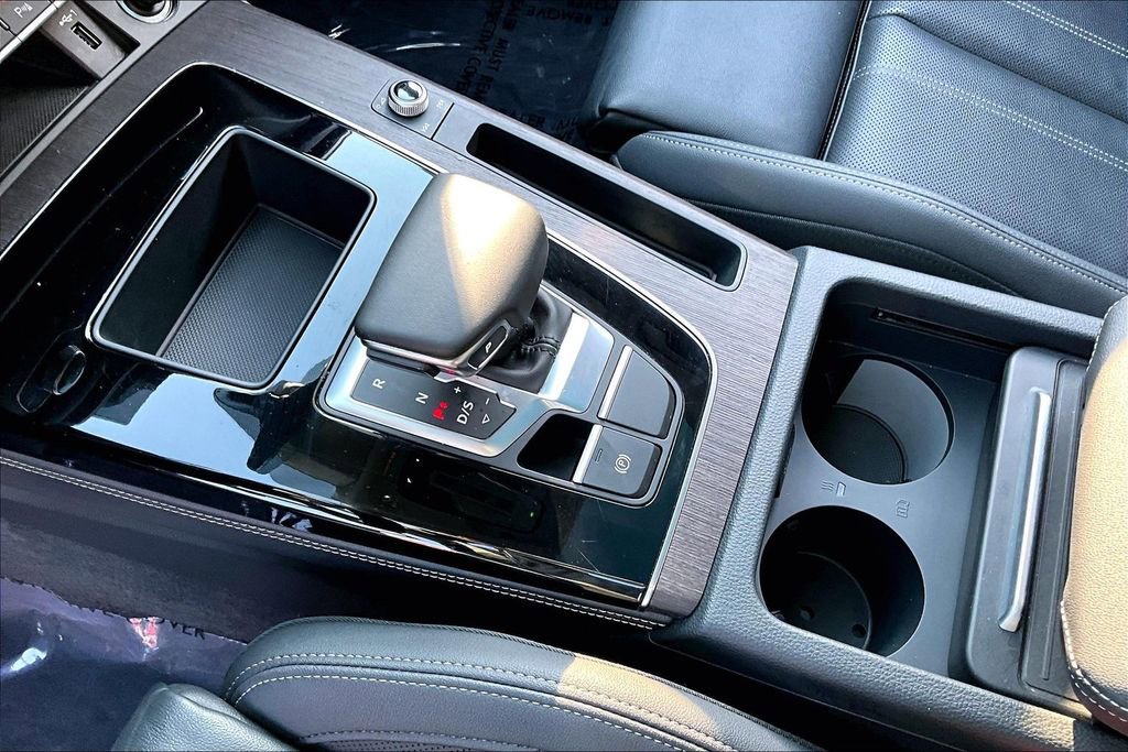 Used 2023 Audi Q5 2.0T Prestige w/ Prestige Package image 18