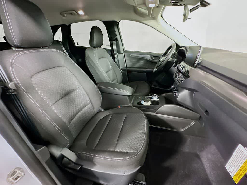New 2026 Ford Escape Active FWD image 15