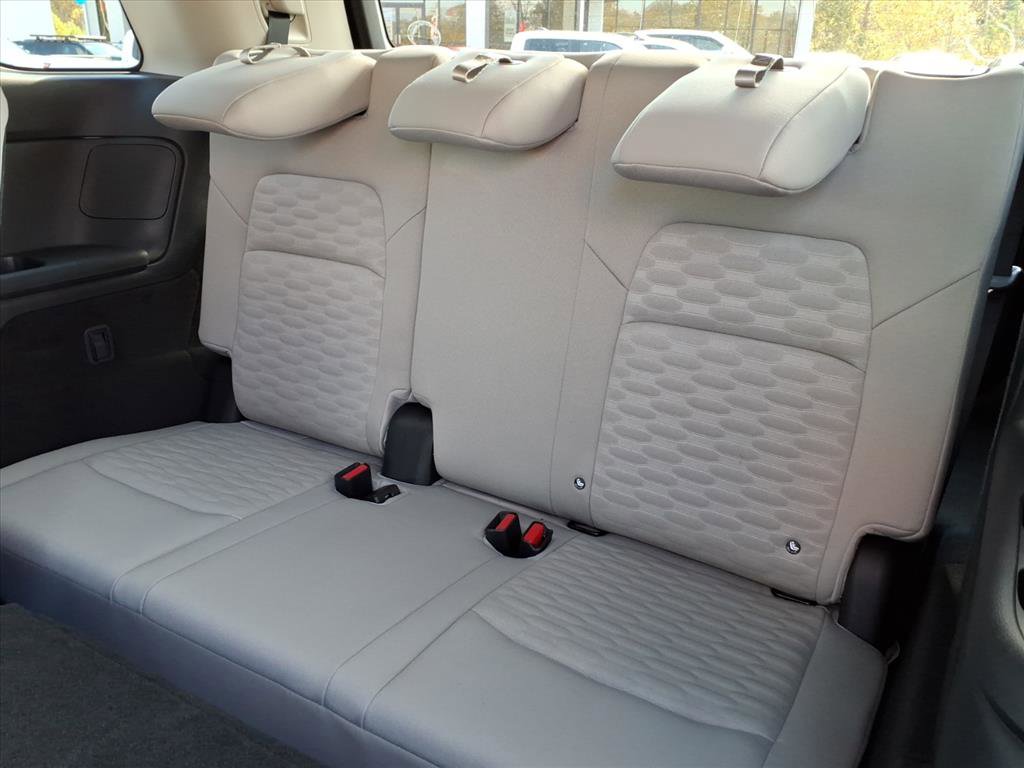 Certified 2025 Nissan Pathfinder SV image 7