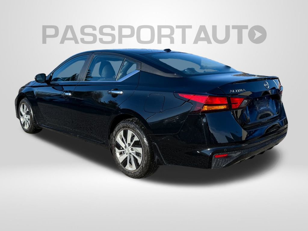 Used 2025 Nissan Altima 2.5 S image 5