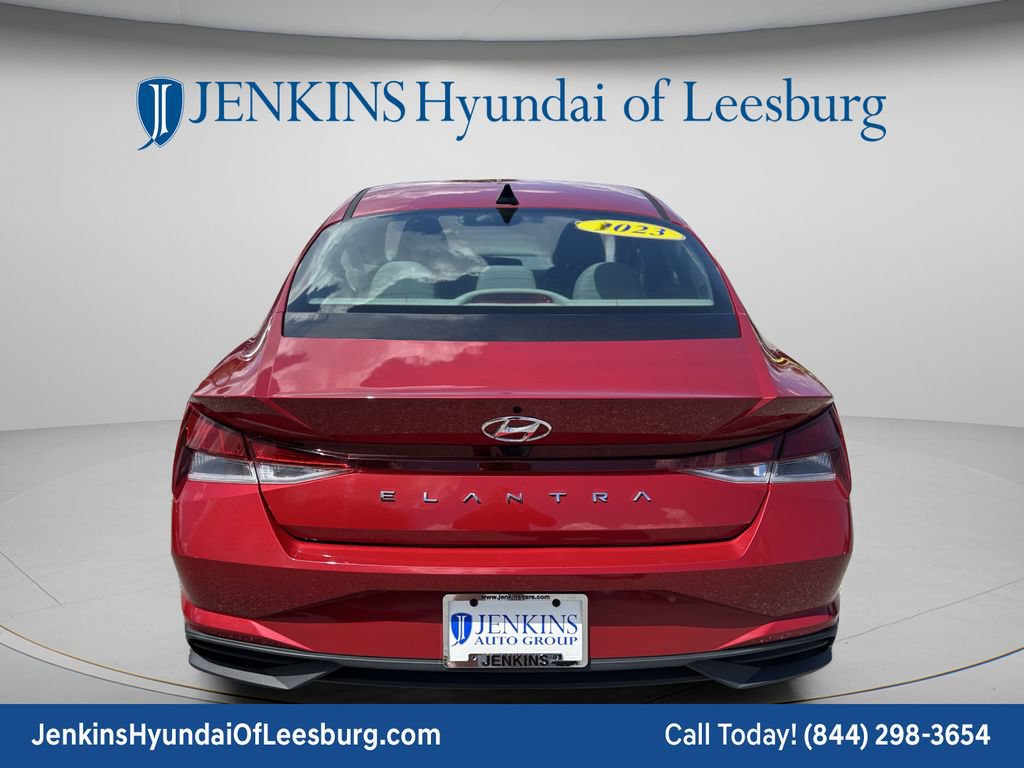 Certified 2023 Hyundai Elantra SEL w/ Preferred Accessory Package FWD image 6