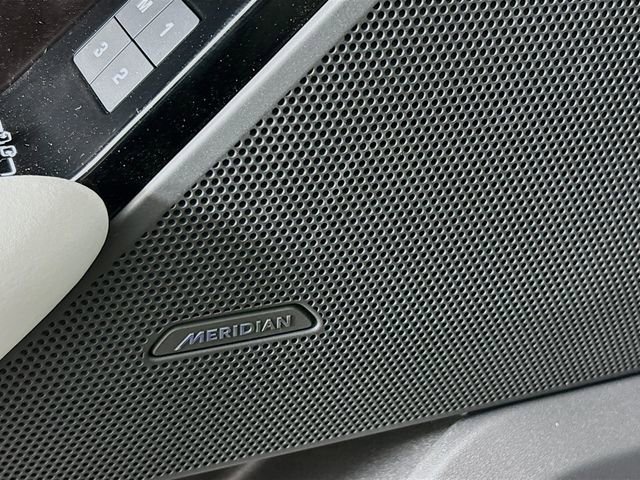 Used 2026 Land Rover Range Rover Velar Dynamic SE image 21