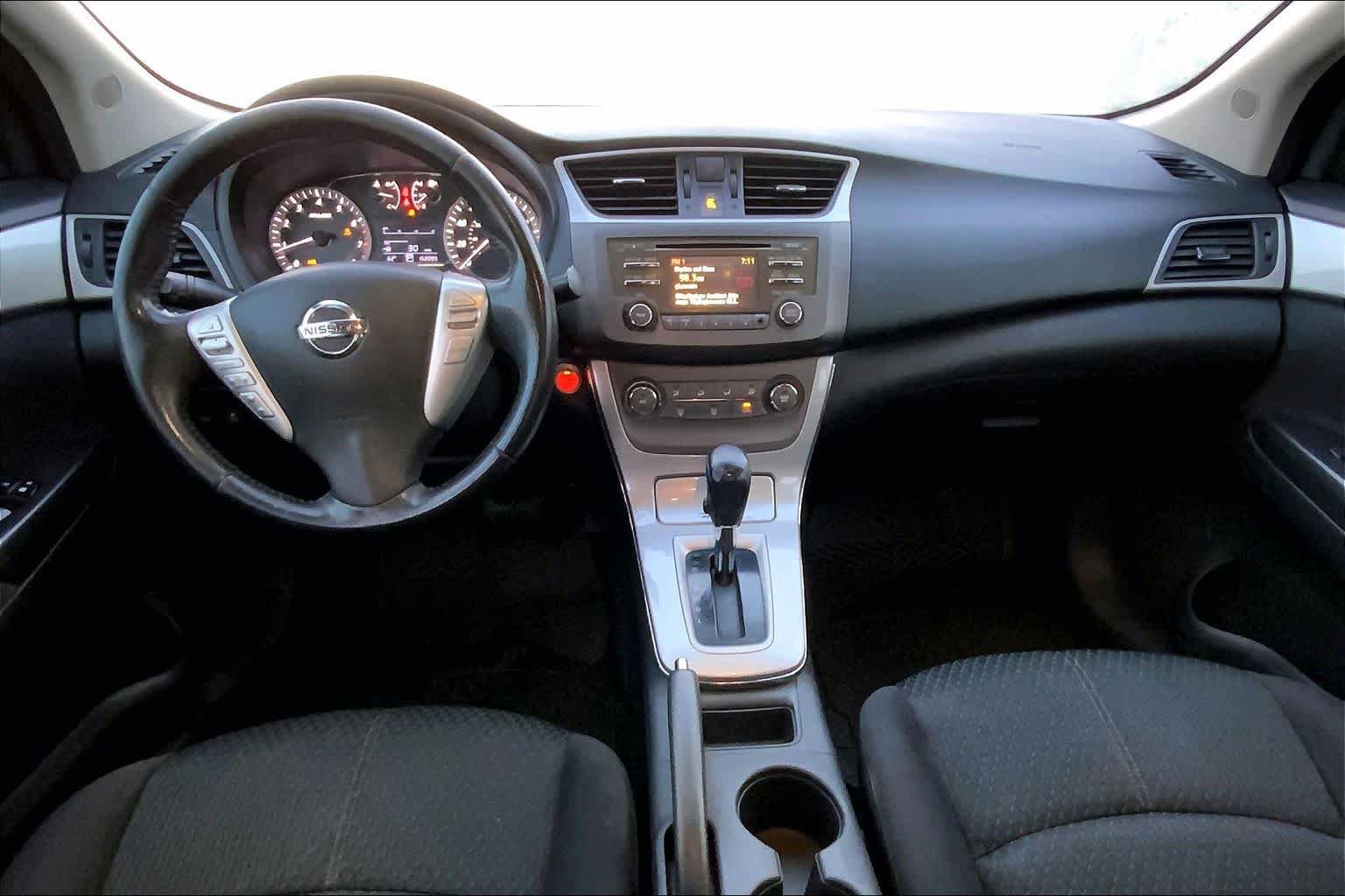 Used 2014 Nissan Sentra SR w/ SR Driver Package FWD image 15