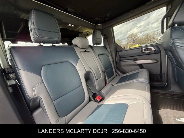 Used 2022 Ford Bronco Outer Banks w/ Sasquatch Package image 12