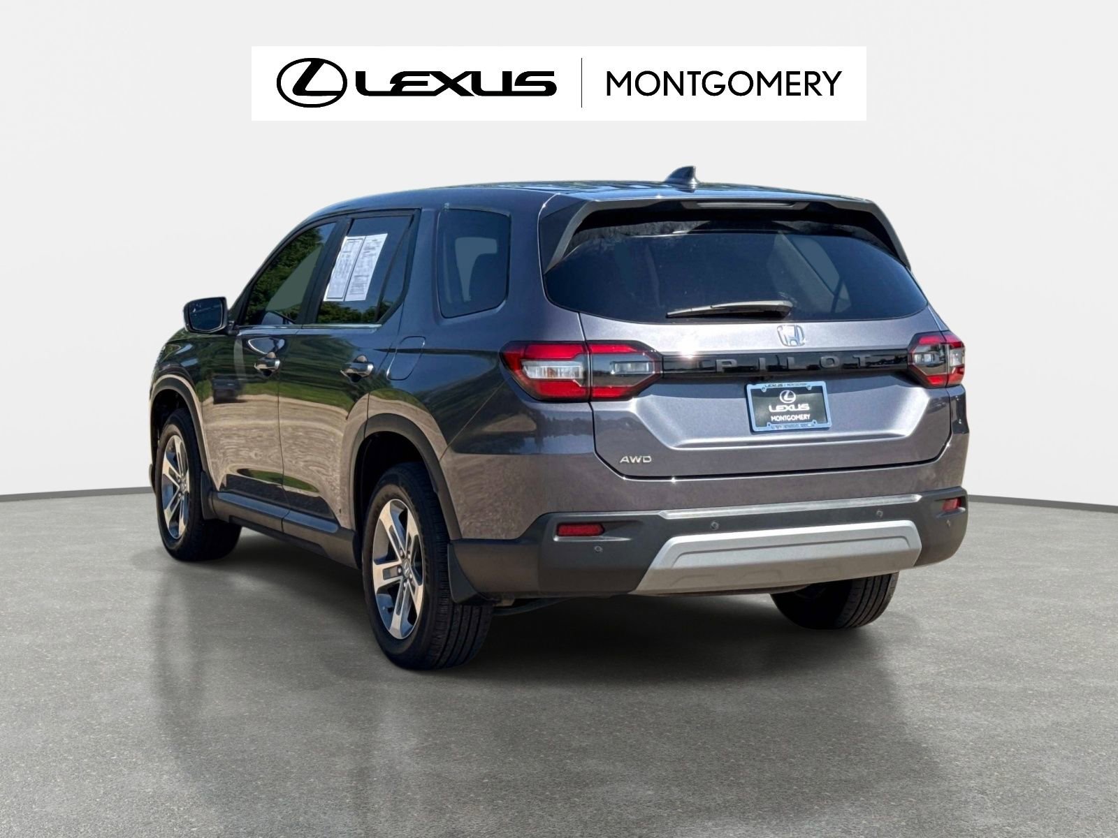 Used 2023 Honda Pilot EX-L image 5