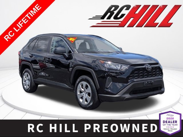 Used 2021 Toyota RAV4 LE AWD/4WD image 1