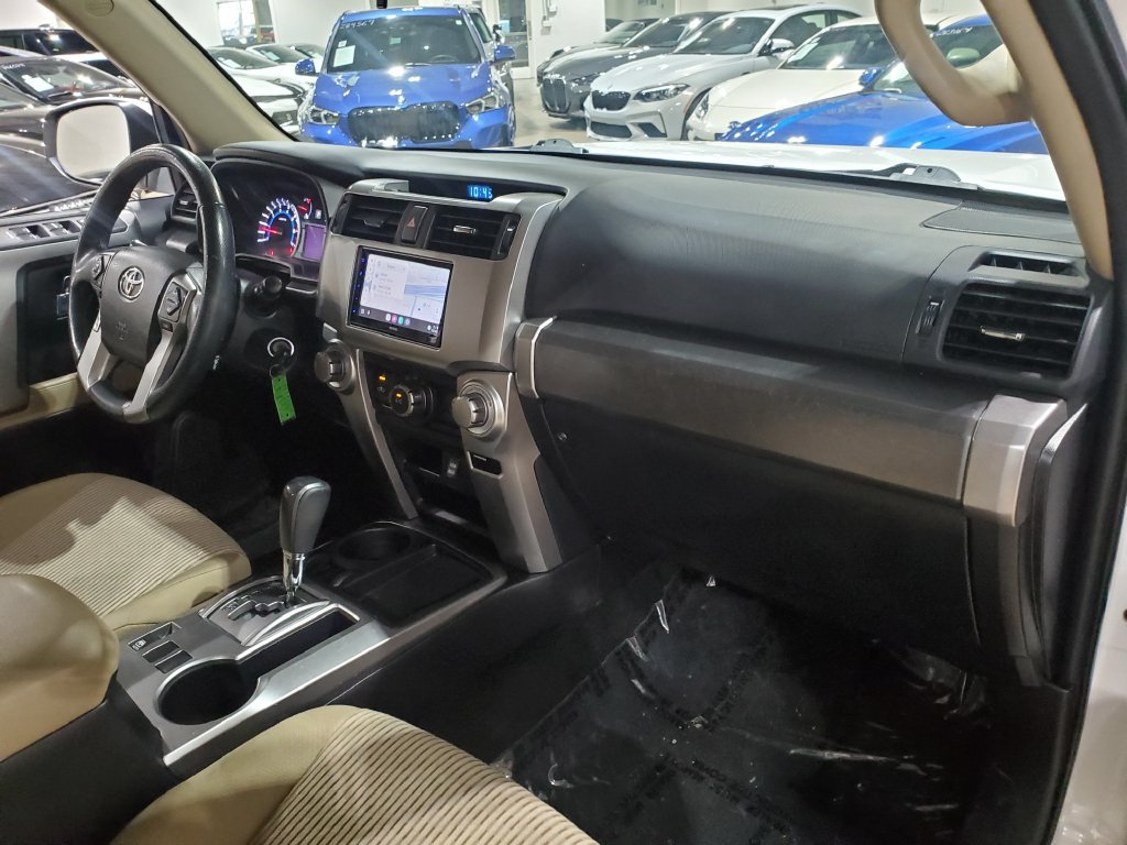 Used 2016 Toyota 4Runner SR5 RWD image 15