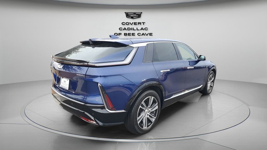 Certified 2024 Cadillac Lyriq Luxury image 9