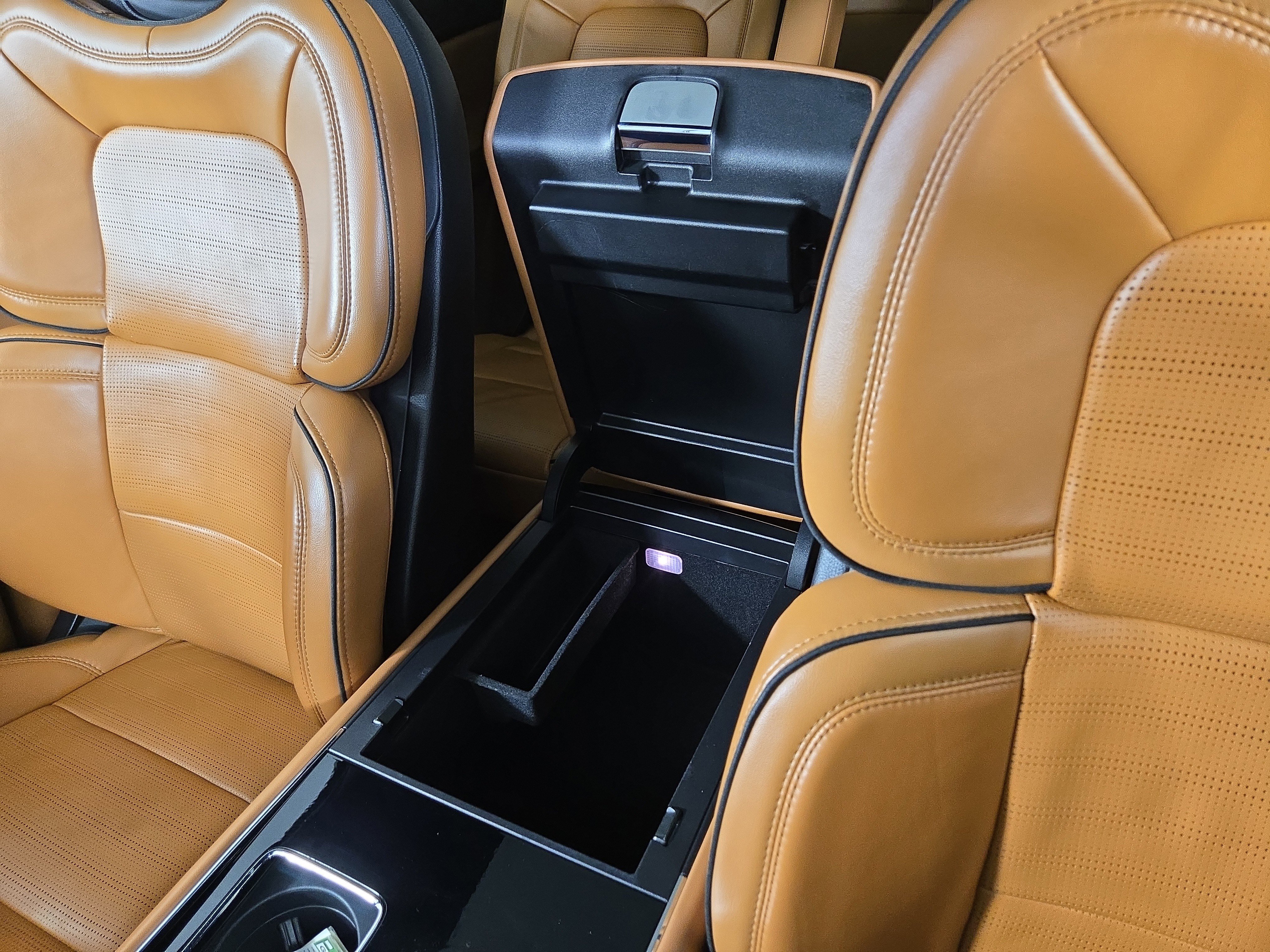 Used 2020 Lincoln Aviator Black Label image 29