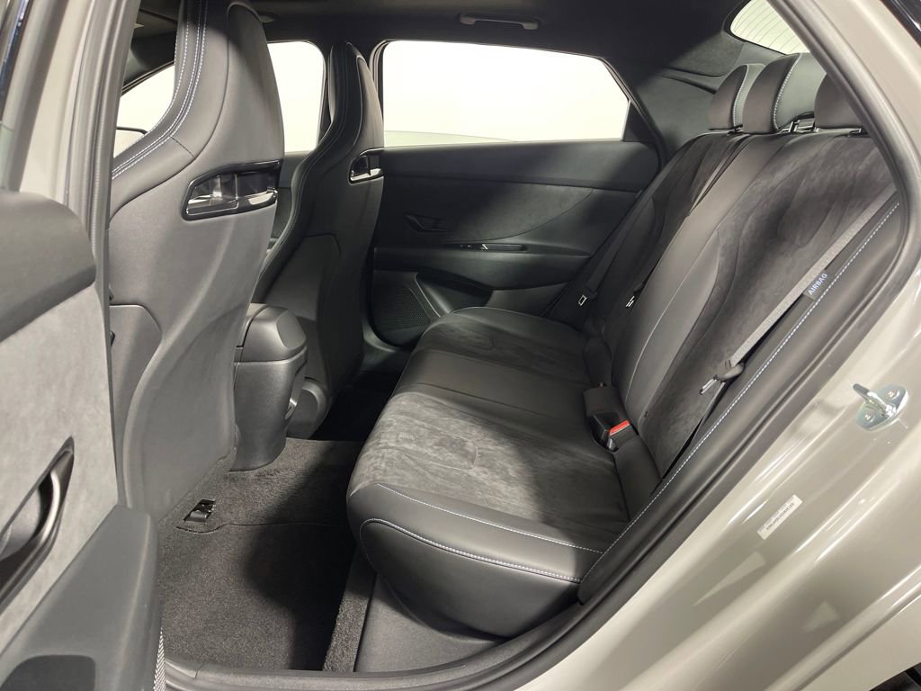 Certified 2025 Hyundai Elantra N image 13