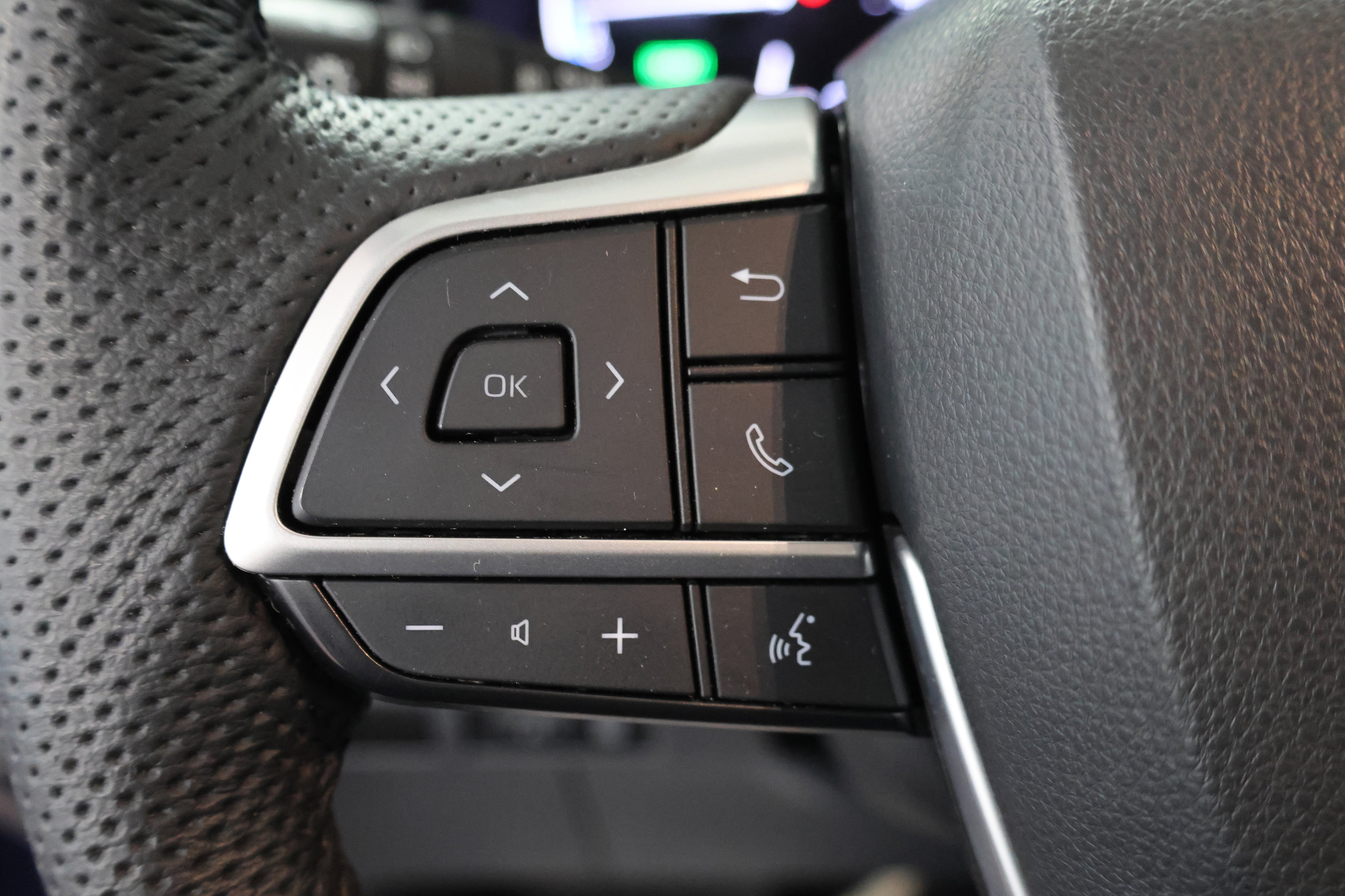 Certified 2023 Toyota Sienna Limited AWD/4WD image 29