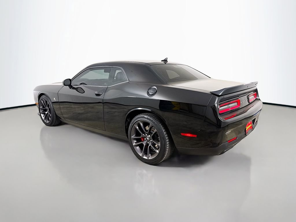 Used 2022 Dodge Challenger R/T Scat Pack w/ Shaker Package image 6