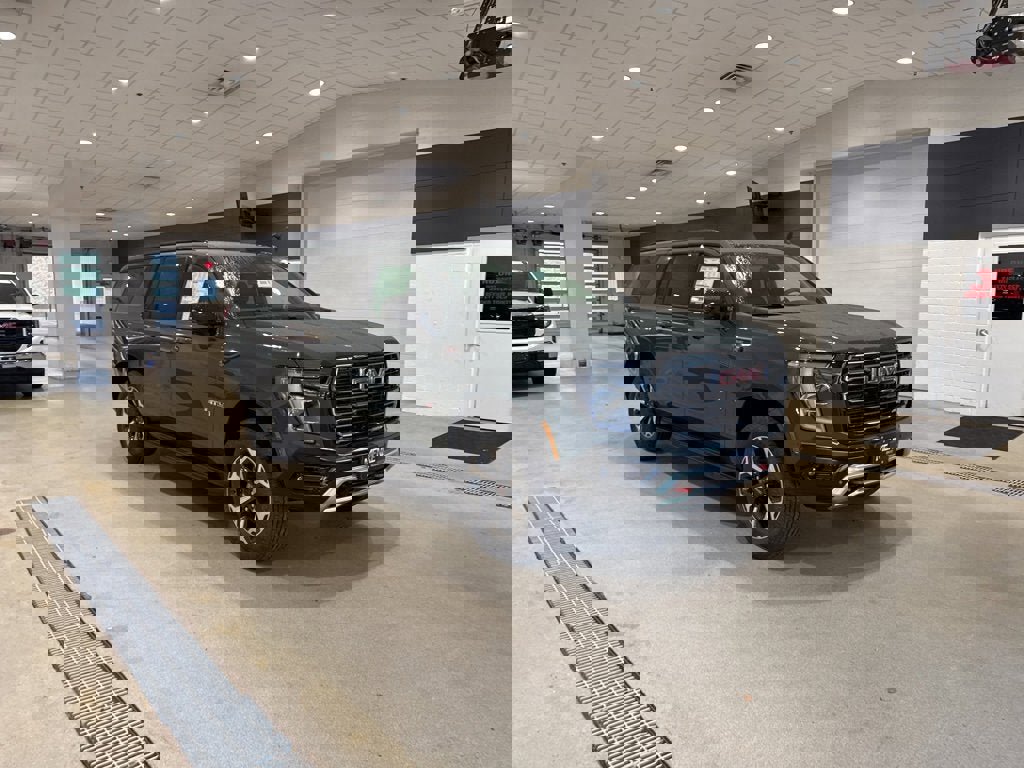 New 2026 GMC Yukon XL AT4 w/ LPO, Floor Liner Package image 4