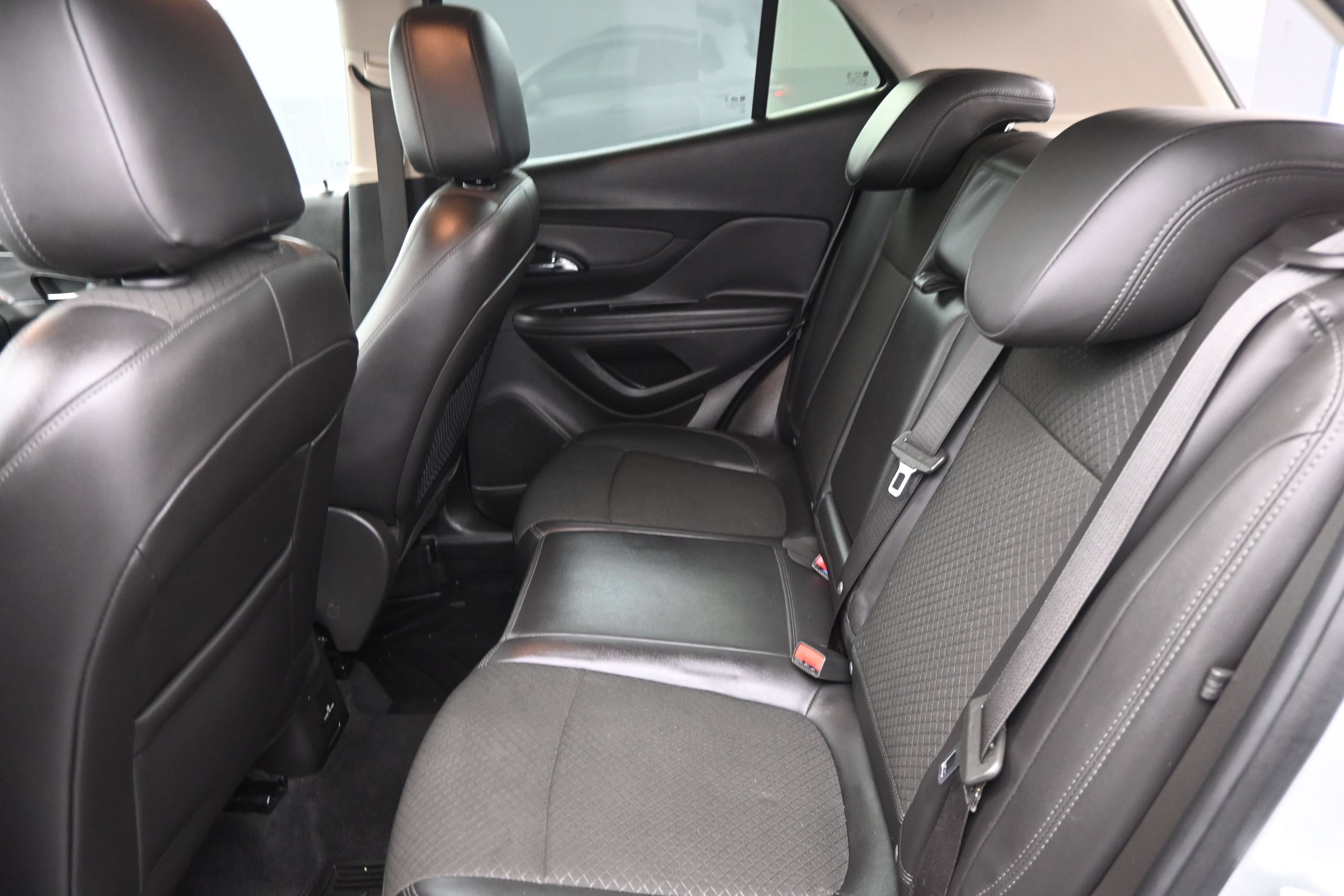 Used 2019 Buick Encore Preferred w/ Safety Package FWD image 15