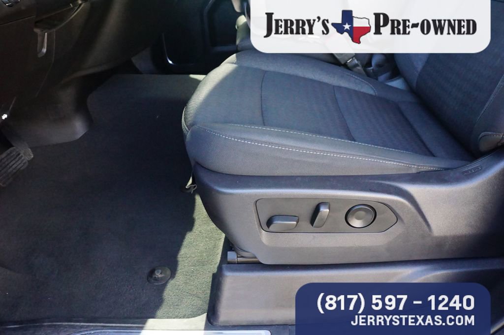 Used 2024 GMC Sierra 3500 SLE w/ SLE Convenience Package image 17