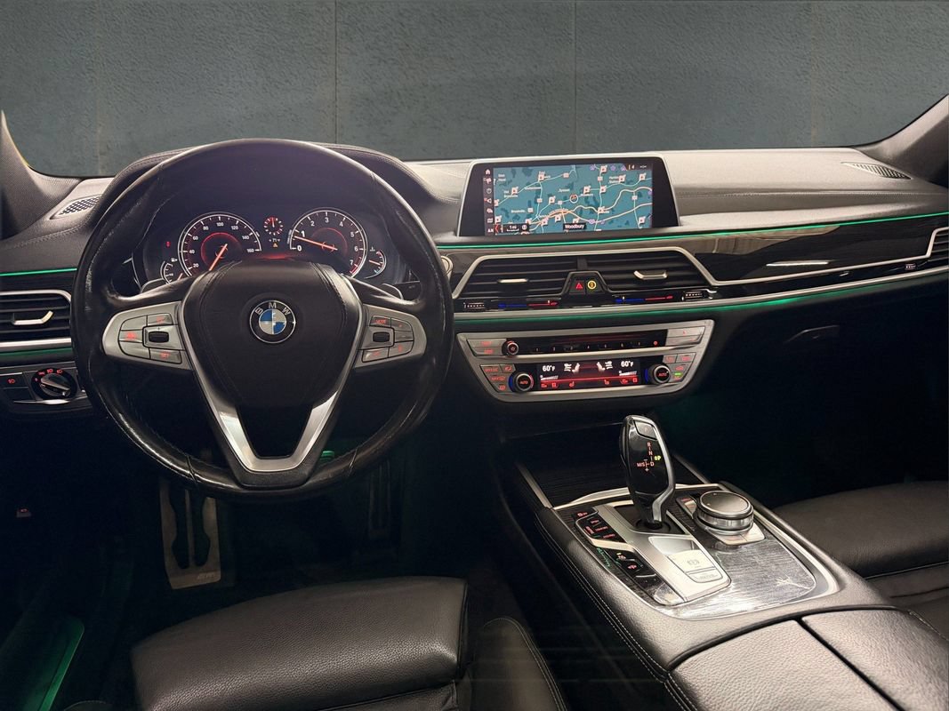 Used 2019 BMW 740i xDrive w/ M Sport Package AWD/4WD image 31