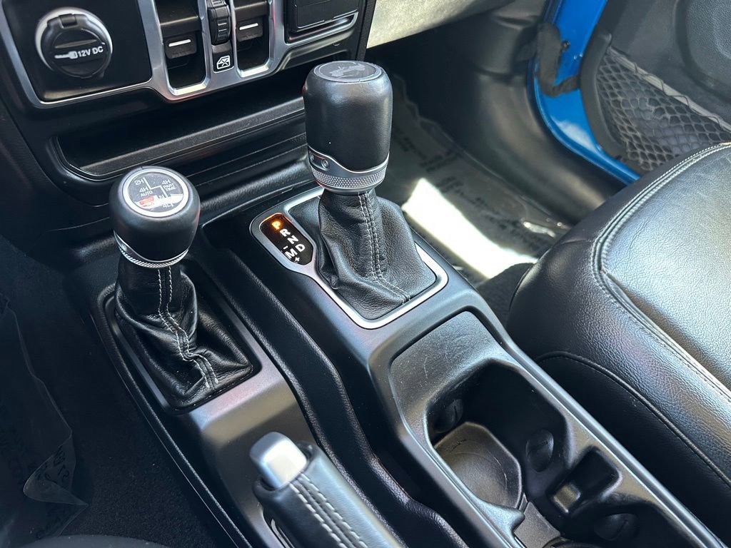 Used 2021 Jeep Wrangler Unlimited Sahara AWD/4WD image 28
