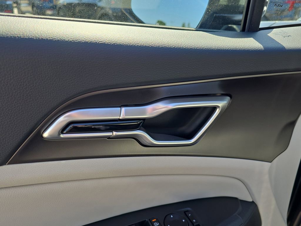 New 2026 Kia Sportage EX image 19